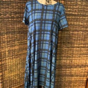 XL Lularoe Carly multi color black&blue